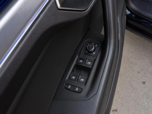 Внедорожник Volkswagen Touareg 2020 года, 5699000 рублей, Саратов