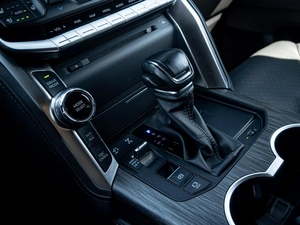 Внедорожник Toyota Land Cruiser 2022 года, 9300000 рублей, Краснодар