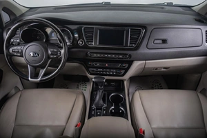 Минивэн Kia Carnival 2019 года, 2949000 рублей, Томск