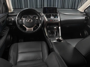 Внедорожник Lexus NX 2017 года, 2699000 рублей, Тюмень