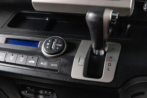 Минивэн Honda Freed 2014 года, 1199000 рублей, Сургут