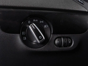 Седан Volkswagen Jetta 2012 года, 999000 рублей, Тюмень