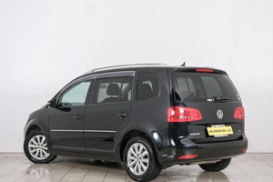 Минивэн Volkswagen Touran 2012 года, 1109000 рублей, Красноярск
