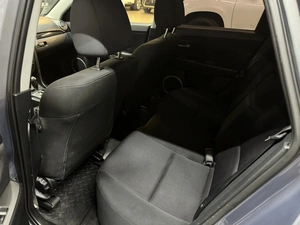 Хетчбэк Mazda 3 2006 года, 677000 рублей, Красноярск