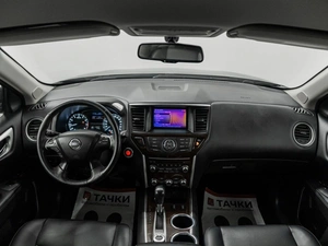 Внедорожник Nissan Pathfinder 2015 года, 2060000 рублей, Красноярск