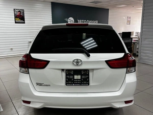 Универсал Toyota Corolla Fielder 2018 года, 1249000 рублей, Ачинск