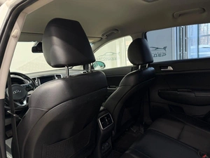 Внедорожник Kia Sportage 2016 года, 1679000 рублей, Красноярск