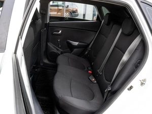 Хетчбэк Kia Rio 2016 года, 1149000 рублей, Краснодар