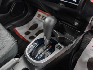 Хетчбэк Honda Fit 2018 года, 1230000 рублей, Красноярск