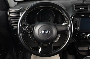 Хетчбэк Kia Soul 2016 года, 1549000 рублей, Тюмень