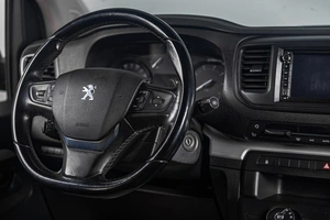 Минивэн Peugeot Traveller 2018 года, 3039000 рублей, Томск