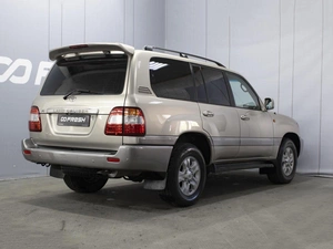Внедорожник Toyota Land Cruiser 2006 года, 1950000 рублей, Омск