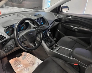 Внедорожник Ford Kuga 2018 года, 1650000 рублей, Красноярск