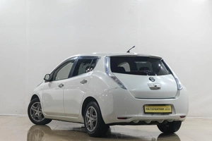 Хетчбэк Nissan Leaf 2012 года, 679000 рублей, Новокузнецк
