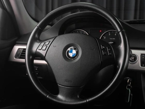 Седан BMW 3 серия 2011 года, 1099000 рублей, Тюмень