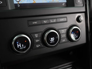 Внедорожник Land Rover Discovery 2017 года, 2968000 рублей, Воронеж