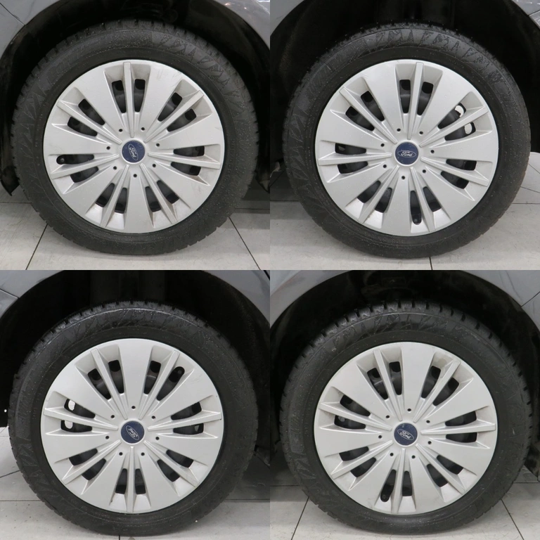 Фото