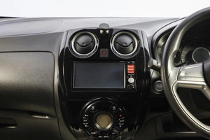 Хетчбэк Nissan Note 2017 года, 1089000 рублей, Новосибирск