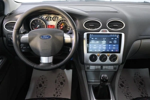 Седан Ford Focus 2011 года, 589000 рублей, Омск