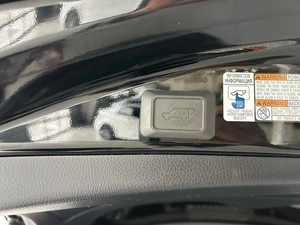 Универсал Toyota RAV4 2017 года, 3000000 рублей, Смоленск