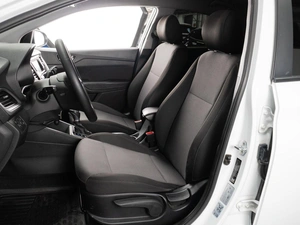 Седан Hyundai Solaris 2018 года, 1398000 рублей, Тюмень