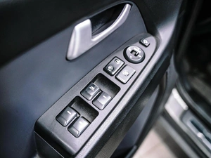 Внедорожник Kia Sportage 2013 года, 1535000 рублей, Красноярск
