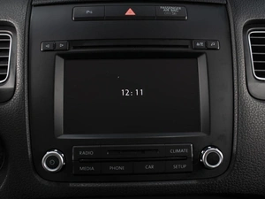 Внедорожник Volkswagen Touareg 2012 года, 1800000 рублей, Омск
