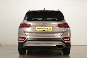Внедорожник Hyundai Santa Fe 2018 года, 2899000 рублей, Челябинск