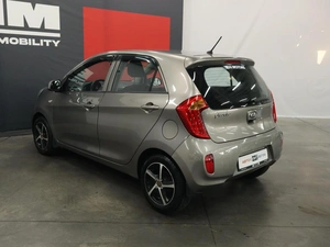 Хэтчбек Kia Picanto 2012 года, 660000 рублей, Железногорск