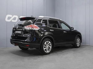 Внедорожник Nissan X-Trail 2017 года, 1930000 рублей, Омск