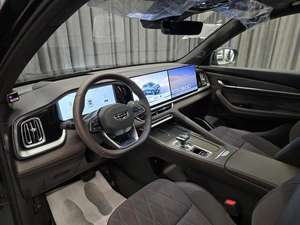 Внедорожник Geely Monjaro 2026 года, 4250000 рублей, Красноярск