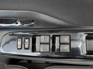 Хетчбэк Toyota Vitz 2019 года, 999000 рублей, Красноярск