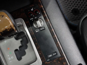 Внедорожник Toyota Land Cruiser 2010 года, 2849000 рублей, Тюмень