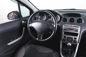 Хетчбэк Peugeot 308 2011 года, 649000 рублей, Пермь