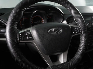 Седан ВАЗ (LADA) Vesta 2020 года, 1025000 рублей, Красный Пахарь