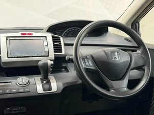 Минивэн Honda Freed 2014 года, 1099000 рублей, Красноярск