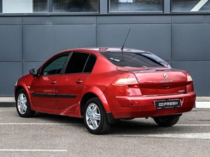 Седан Renault Megane 2006 года, 384000 рублей, Кирилловка