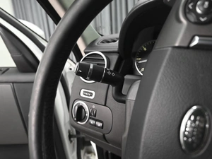 Внедорожник Land Rover Discovery 2015 года, 2544000 рублей, Ставрополь