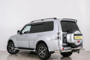 Внедорожник Mitsubishi Pajero 2014 года, 2599000 рублей, Красноярск
