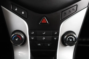 Хетчбэк Chevrolet Cruze 2014 года, 789000 рублей, Пермь