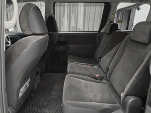 Минивэн Toyota Noah 2008 года, 1250000 рублей, Красноярск