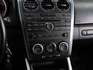 Внедорожник Mazda CX-7 2011 года, 1000000 рублей, Тюмень