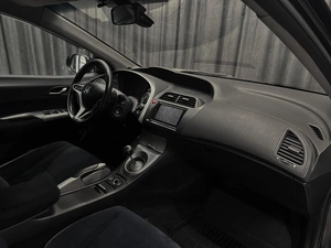 Хетчбэк Honda Civic 2008 года, 740000 рублей, Красноярск