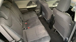 Универсал Toyota Prius V 2016 года, 1310000 рублей, Красноярск