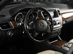 Внедорожник Mercedes-benz M-класс 2014 года, 2449000 рублей, Тюмень