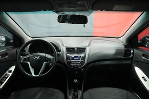 Седан Hyundai Solaris 2015 года, 1090000 рублей, Курск