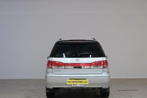Универсал Toyota Vista Ardeo 1999 года, 589000 рублей, Омск