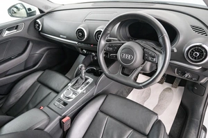 Седан Audi A3 2019 года, 2099000 рублей, Красноярск