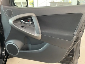 Внедорожник Toyota RAV4 2010 года, 1347000 рублей, Солонцы