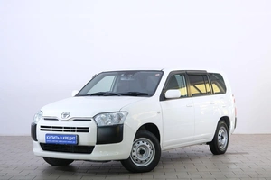 Универсал Toyota Probox 2020 года, 1349000 рублей, Омск